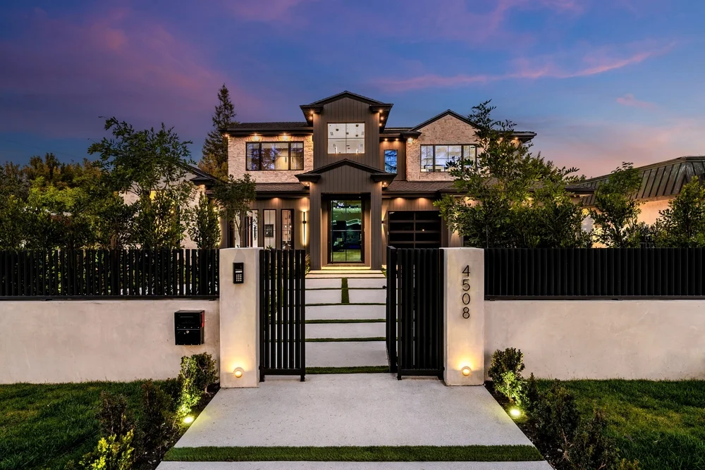 Outdoor Lighting and Landscaping Ideas That Add Value
