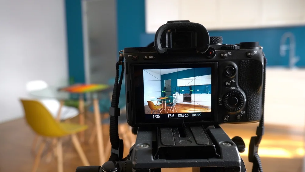 How Home Staging and Photography Work Together to Sell Homes Faster